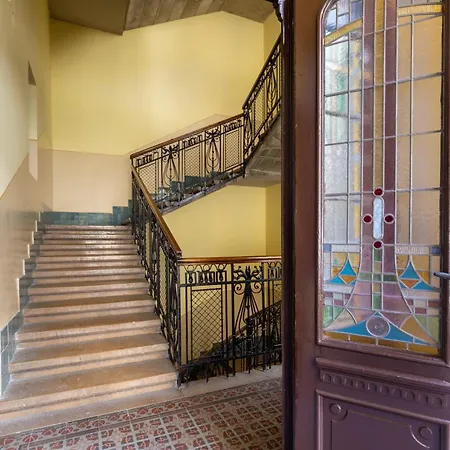 Erkel Homes By Stn 公寓 *