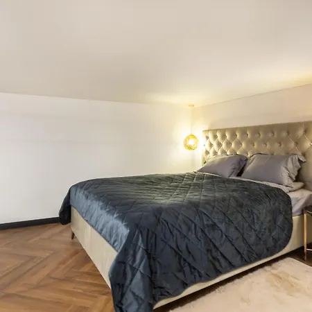 Erkel Homes By Stn Apartment *