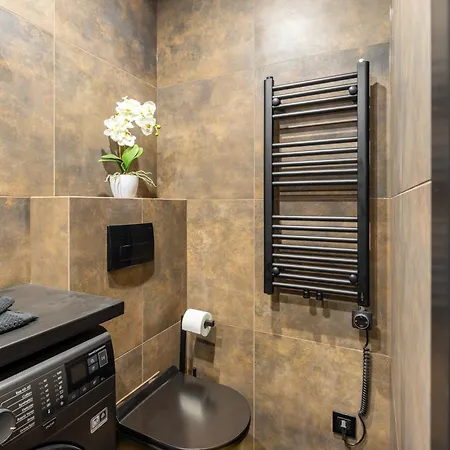 Erkel Homes By Stn Apartment *