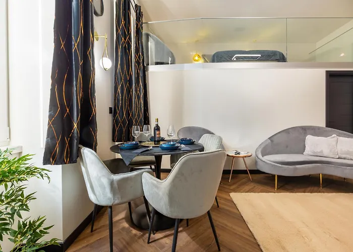 Erkel Homes By Stn Apartament